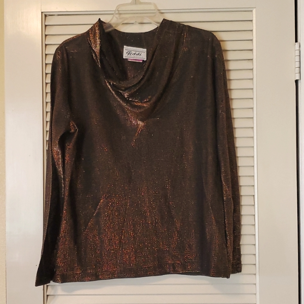 VINTAGE TEDDY OF CALIFORNIA LONG SLEEVE DRAPE METALLIC TOP SIZE 16